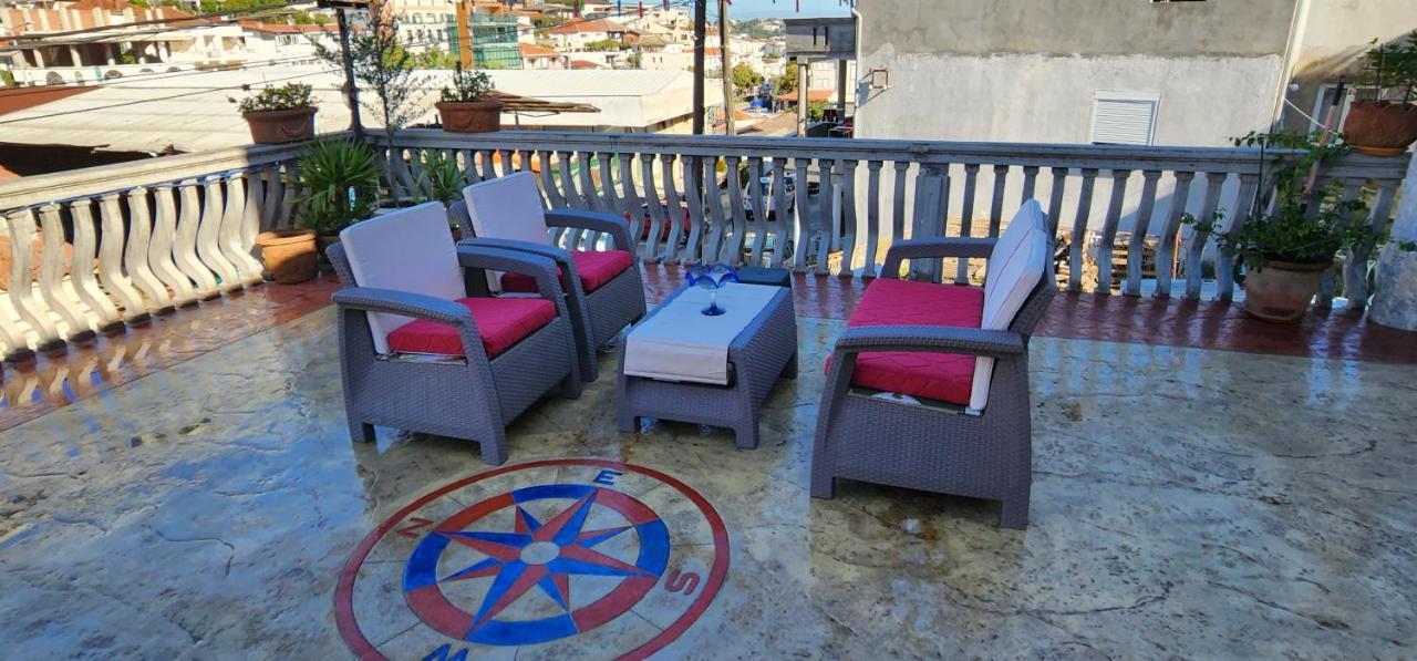 Apartments Ishmi In Center Of Ulcinj Bagian luar foto