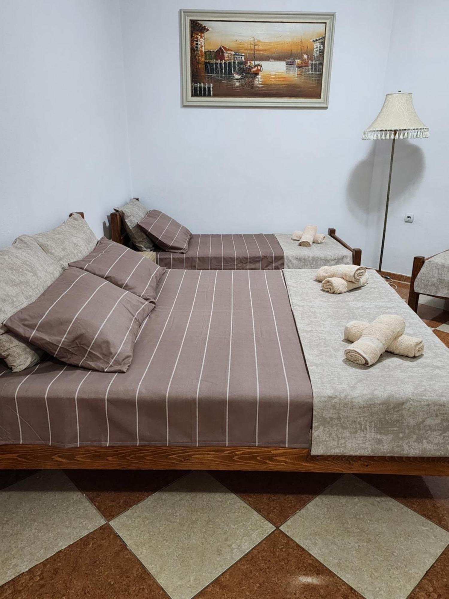 Apartments Ishmi In Center Of Ulcinj Ruang foto